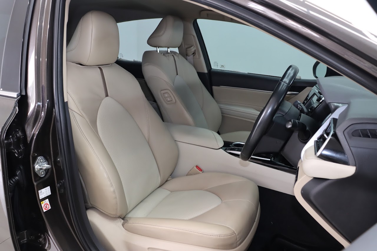 2018 Toyota Camry 2.0G รูปที่ 10