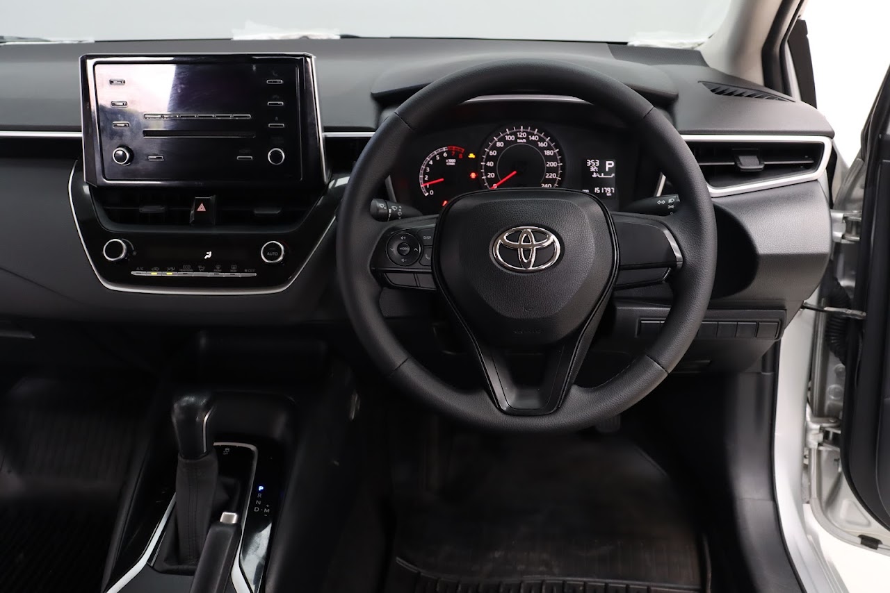 2021 Toyota Altis 1.6G มือสอง สีบรอนซ์เงิน รูปที่ 6