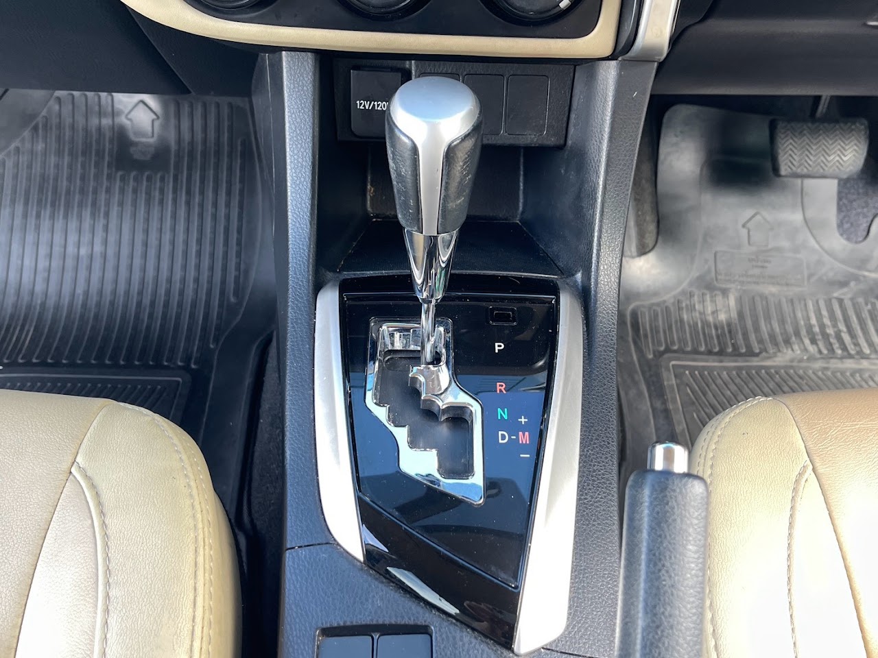 2018 Toyota Altis 1.6G รูปที่ 18