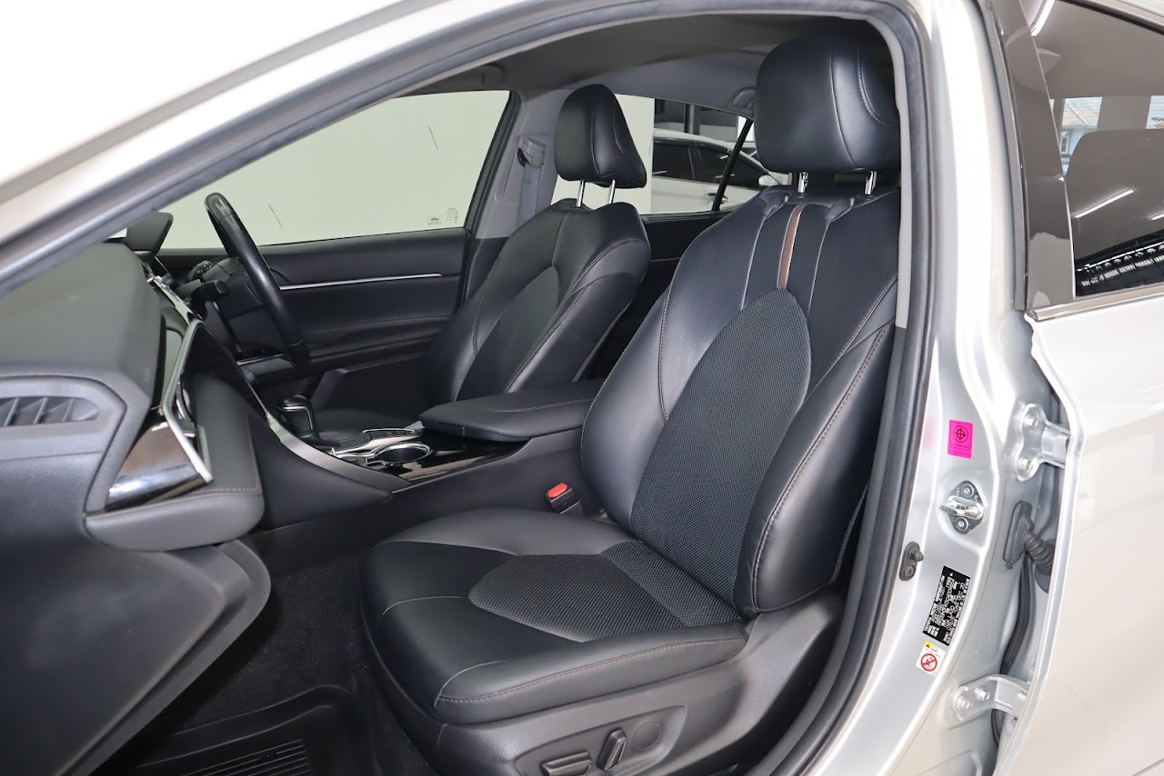 2020 Toyota Camry 2.0G รูปที่ 3