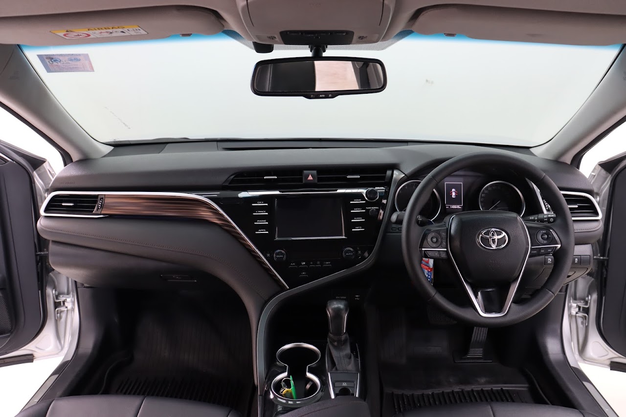 2019 Toyota Camry 2.0G รูปที่ 6