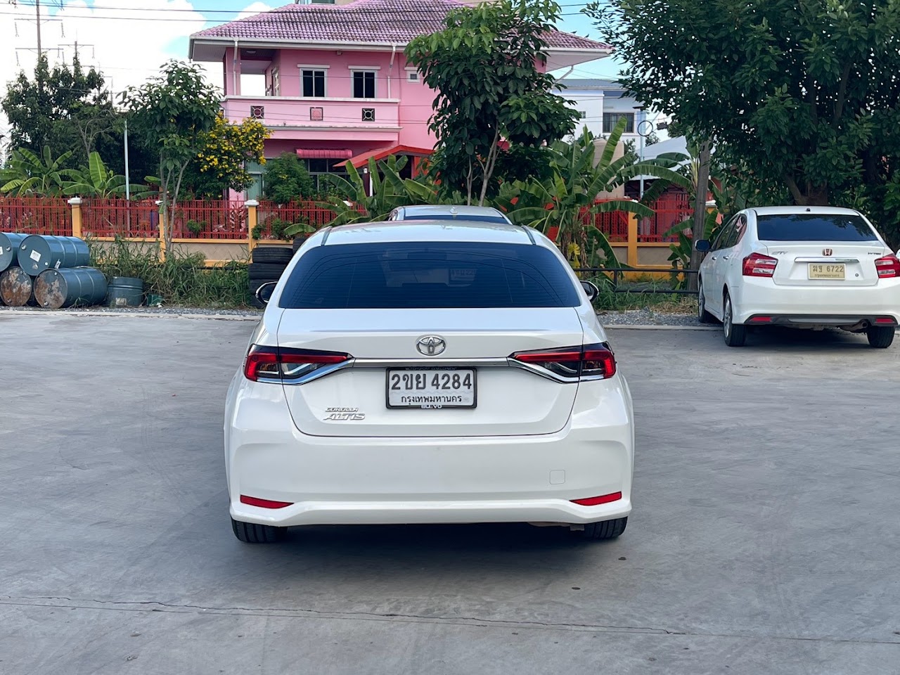 2021 Toyota Altis 1.6G มือสอง สีขาว รูปที่ 8