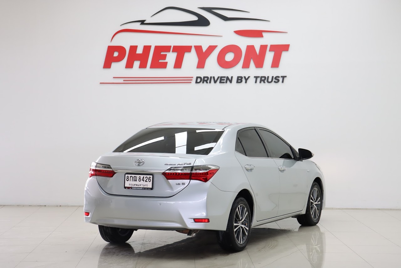2018 Toyota Altis 1.6G รูปที่ 8