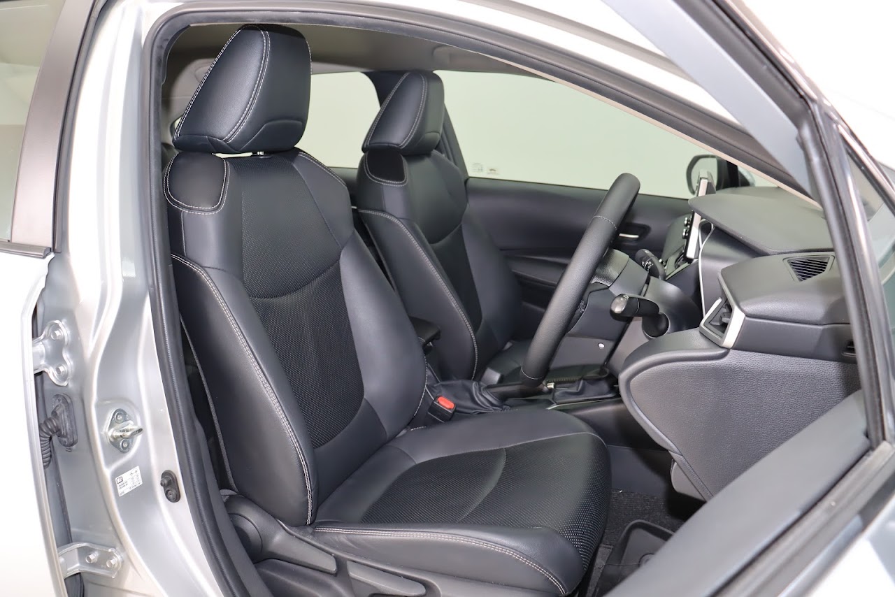2020 Toyota Altis 1.6G มือสอง สีบรอนซ์เงิน รูปที่ 11