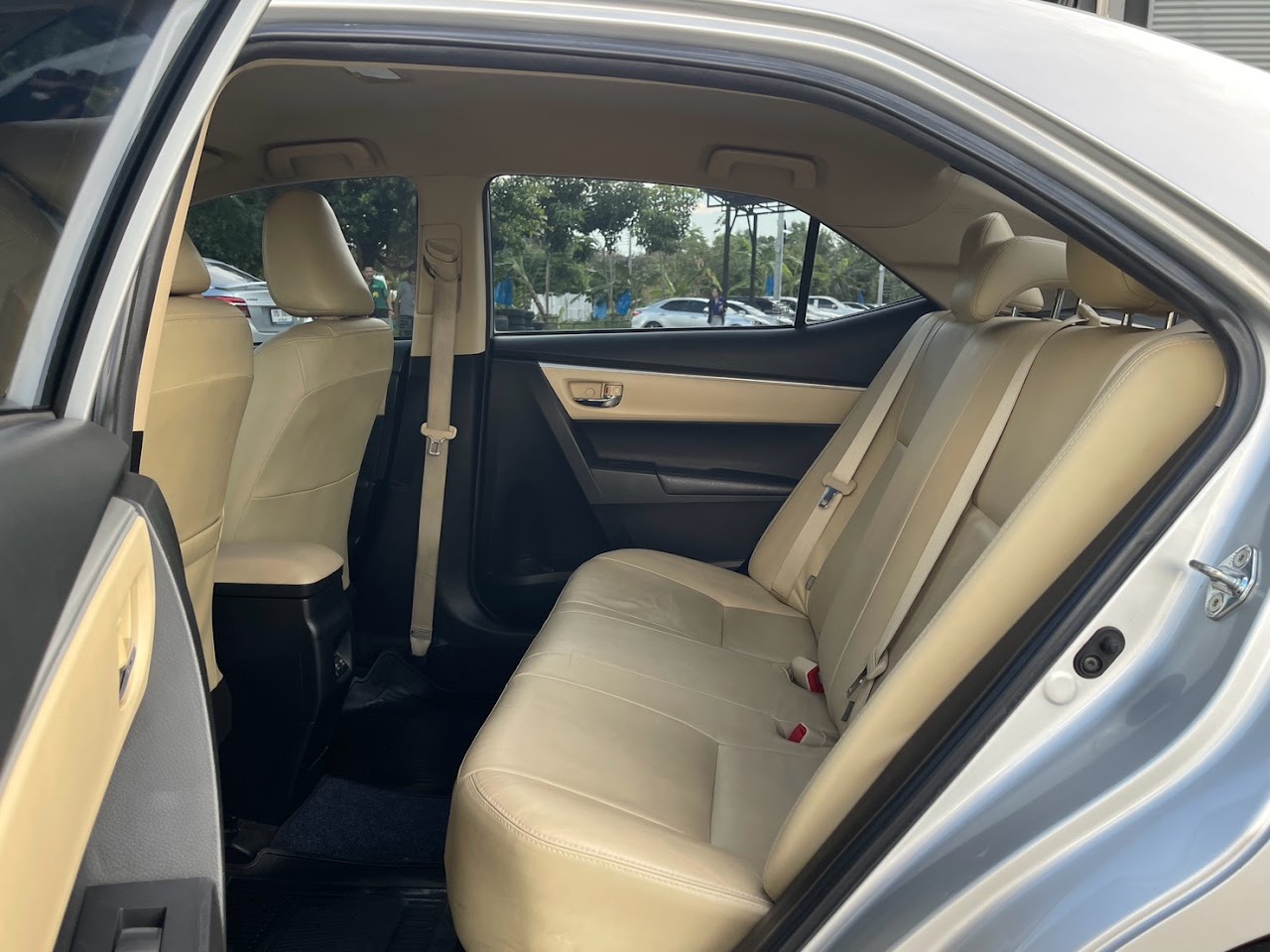 2018 Toyota Altis 1.6G รูปที่ 15