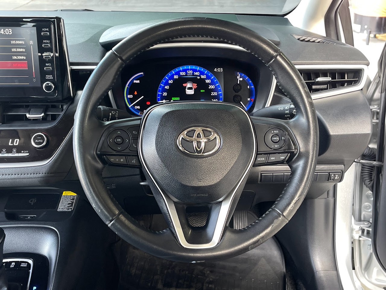 2022 Toyota Altis 1.8Hybrid Premium มือสอง สีบรอนซ์เงิน รูปที่ 20