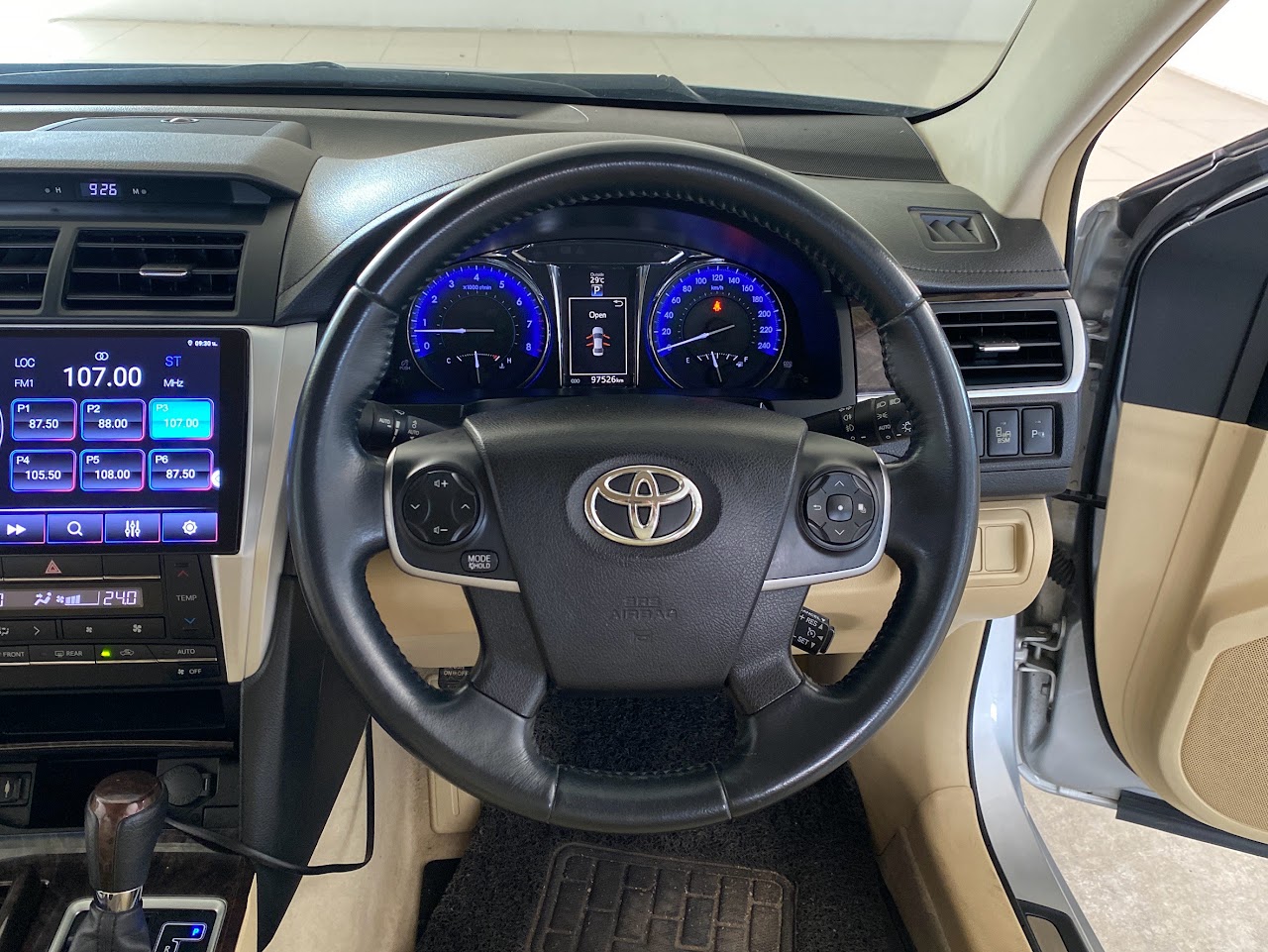 2017 Toyota Camry 2.0G รูปที่ 20
