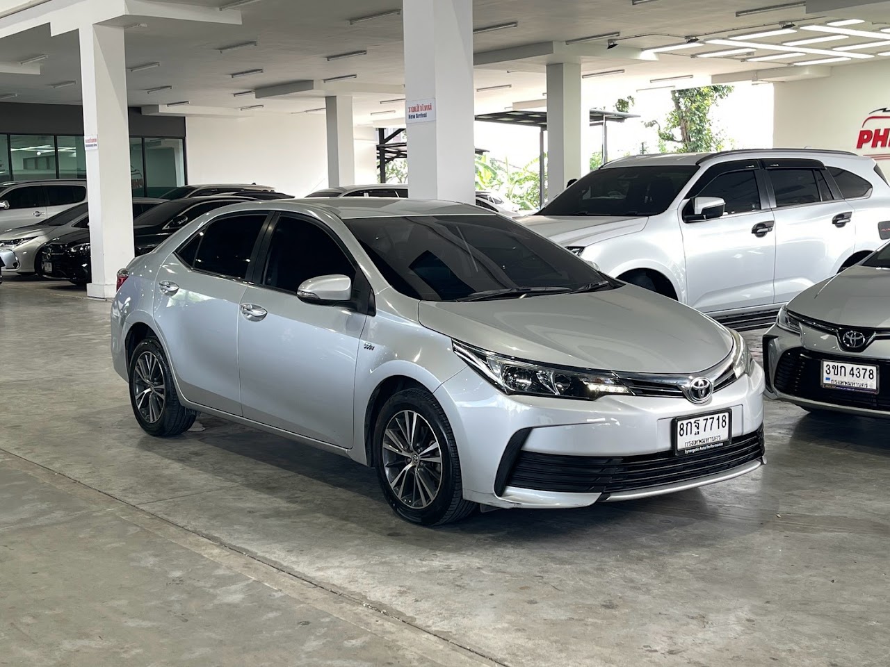 2019 Toyota Altis 1.8E รูปที่ 3