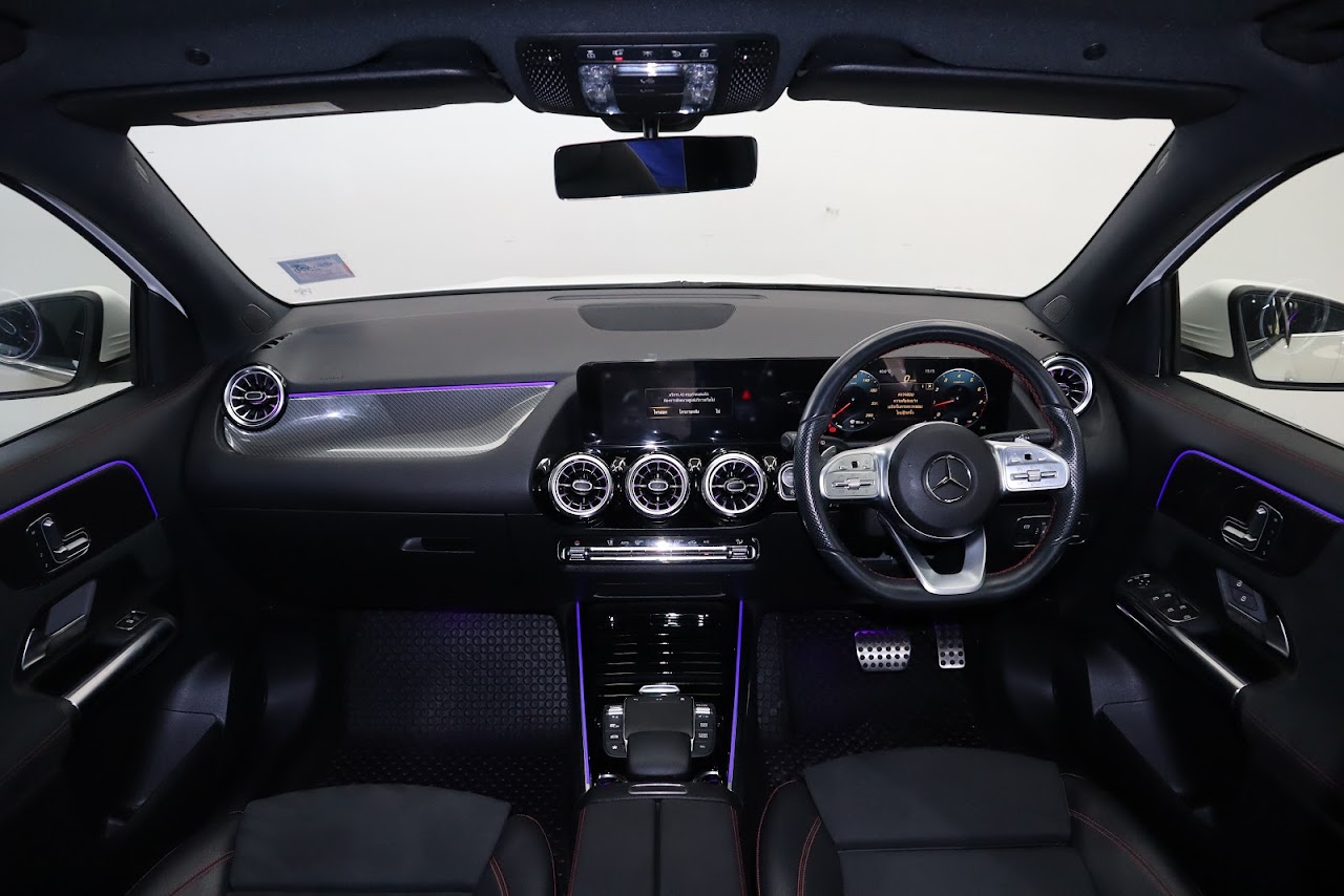 2021 Mercedes-Benz GLA-Class GLA200 มือสอง สีขาว รูปที่ 12