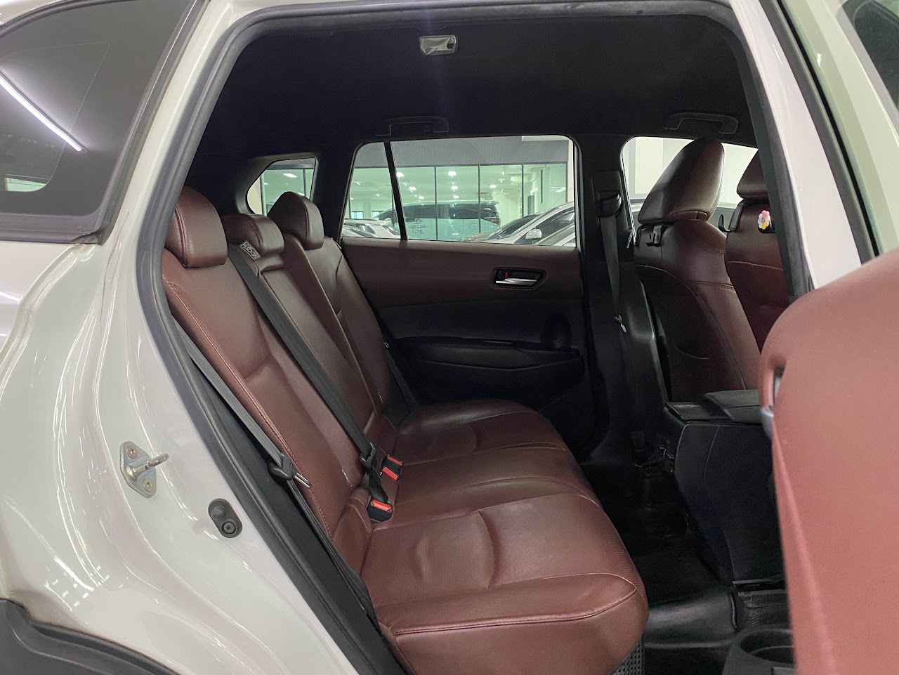 2020 Toyota Corolla Cross 1.8Hybrid Premium รูปที่ 16