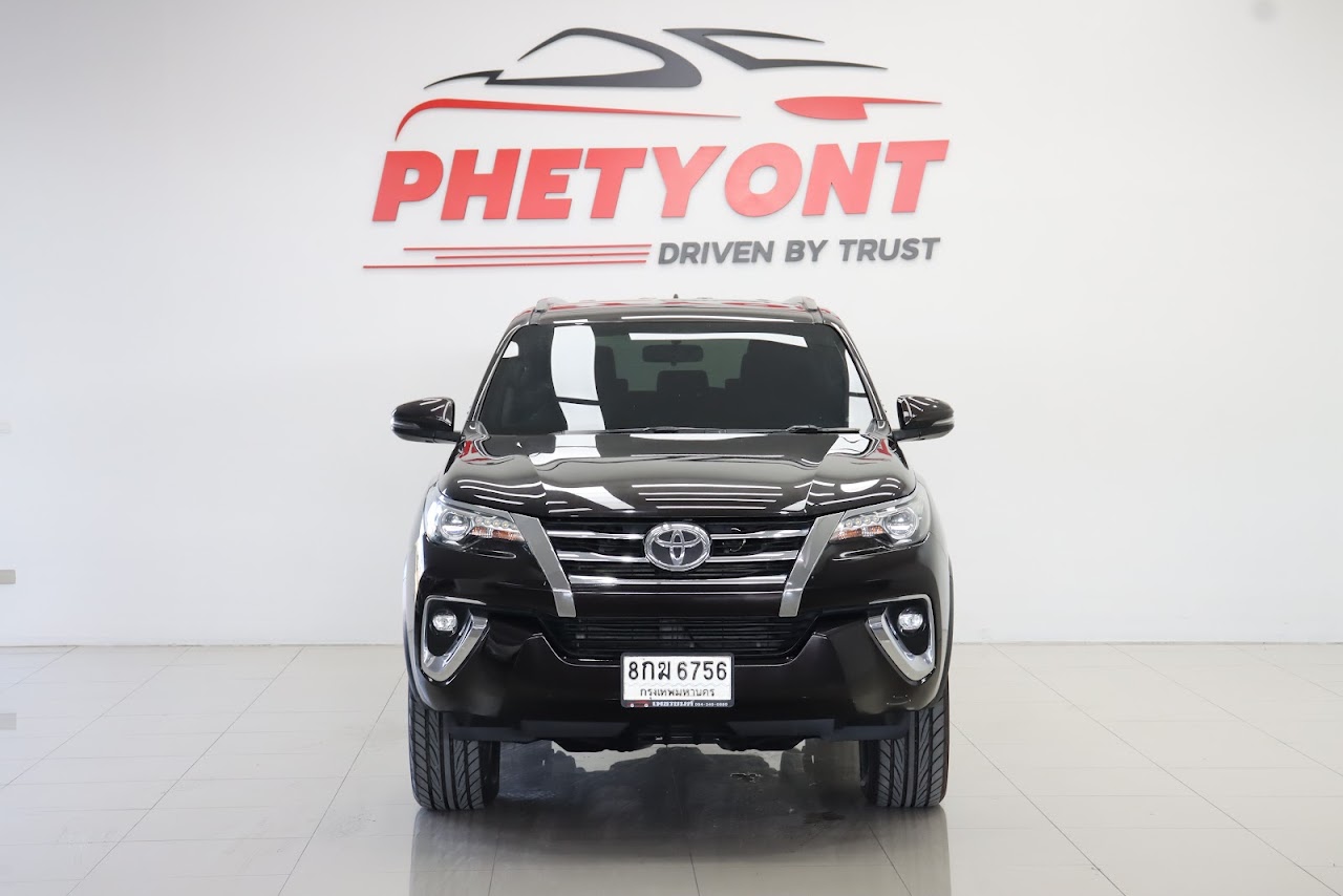 2018 Toyota Fortuner 2.4V 4WD รูปที่ 9