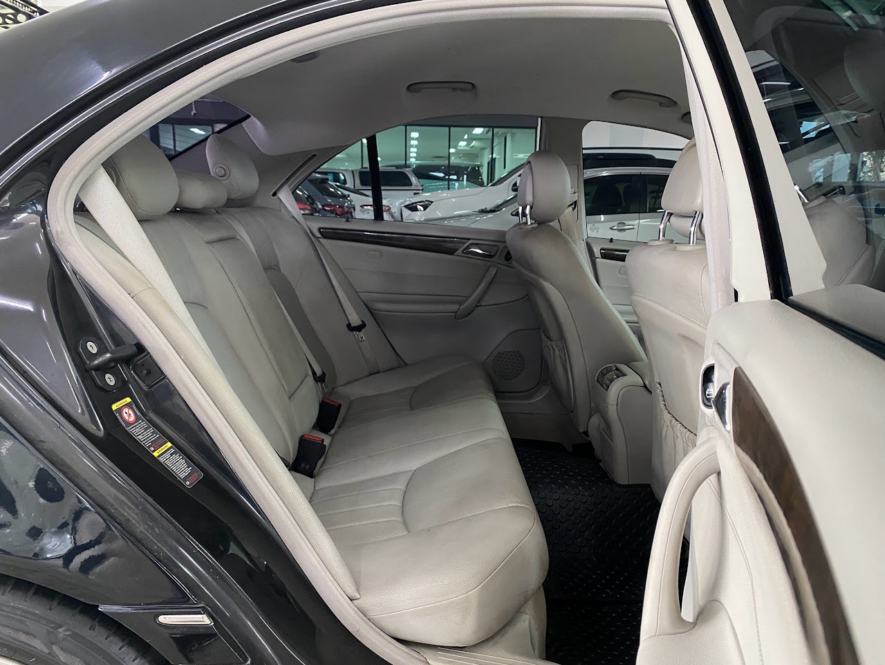2004 Mercedes-Benz C-Class C180K มือสอง สีดำ รูปที่ 16