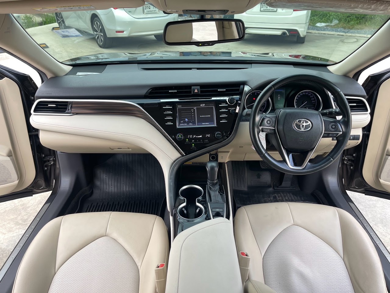 2018 Toyota Camry 2.0G รูปที่ 18