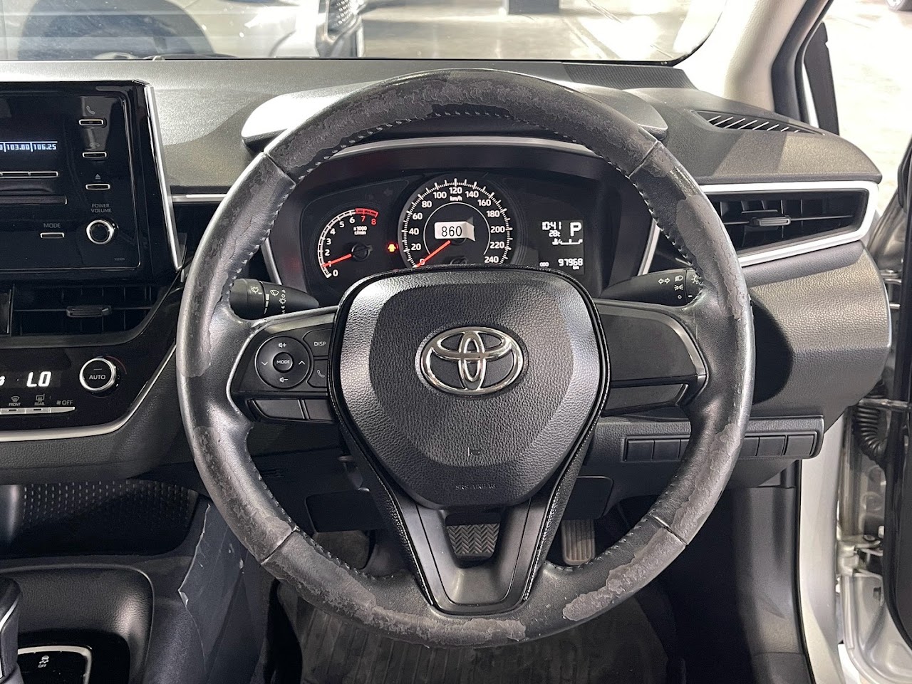 2020 Toyota Altis 1.6G มือสอง สีบรอนซ์เงิน รูปที่ 20