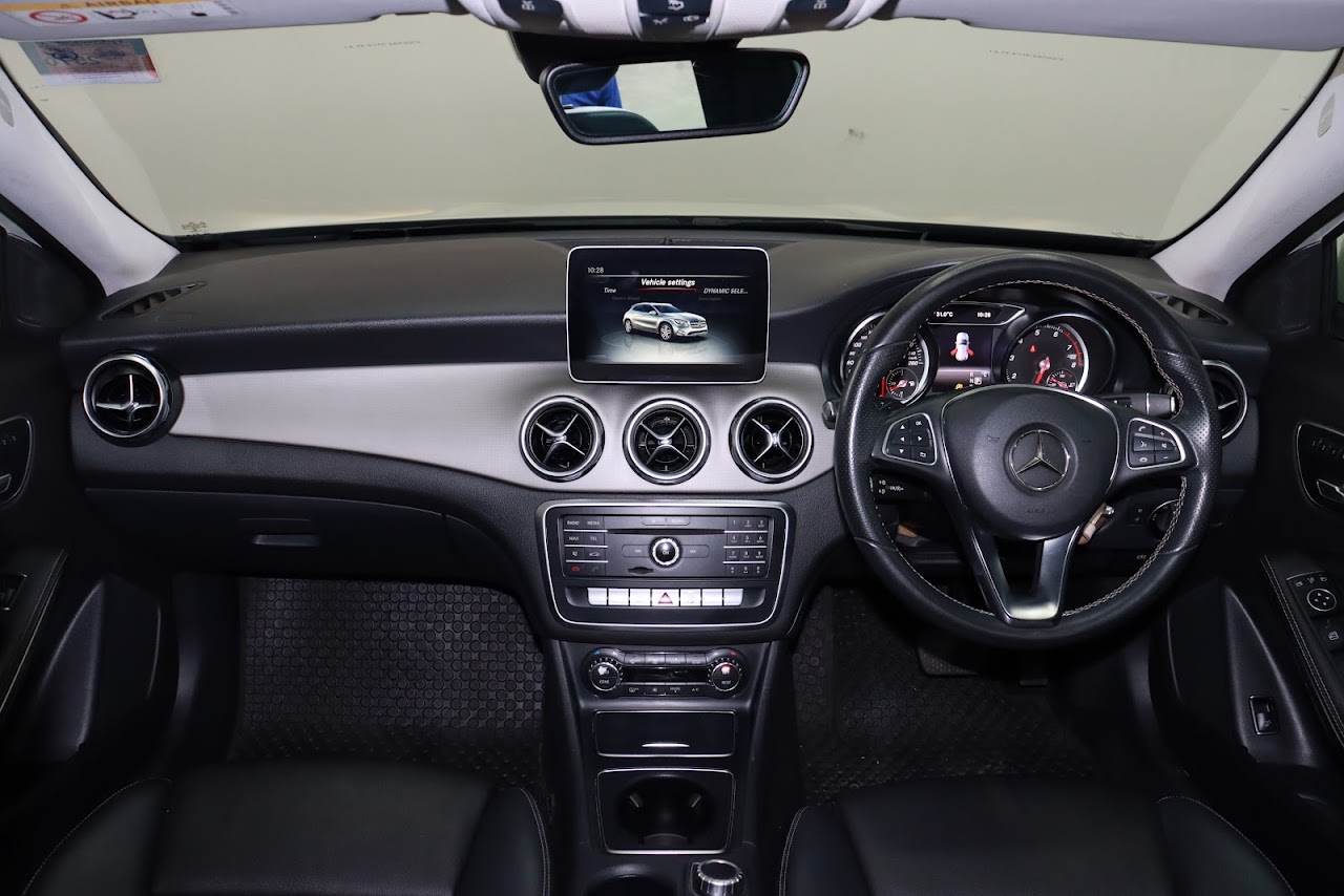 2018 Mercedes-Benz GLA200 GLA200 รูปที่ 6
