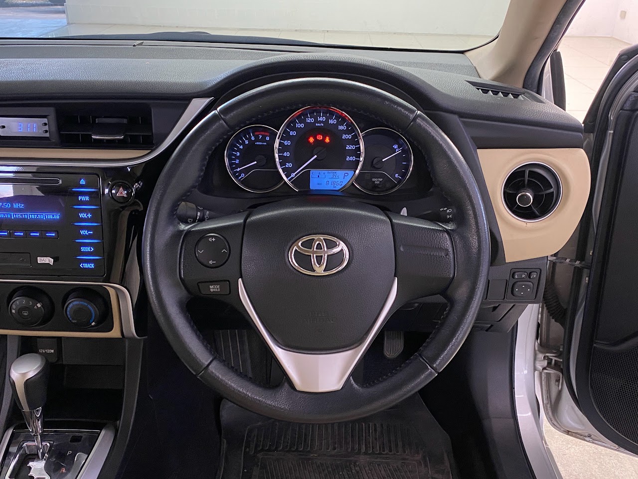 2018 Toyota Altis 1.6G รูปที่ 20