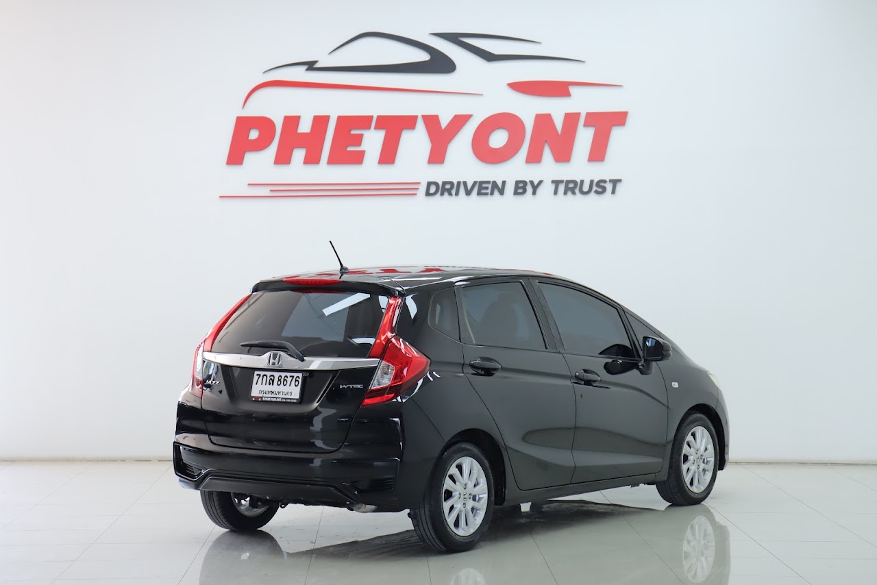 2018 Honda Jazz 1.5V รูปที่ 8