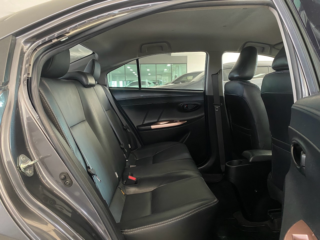 2022 Toyota Vios 1.5MID รูปที่ 16