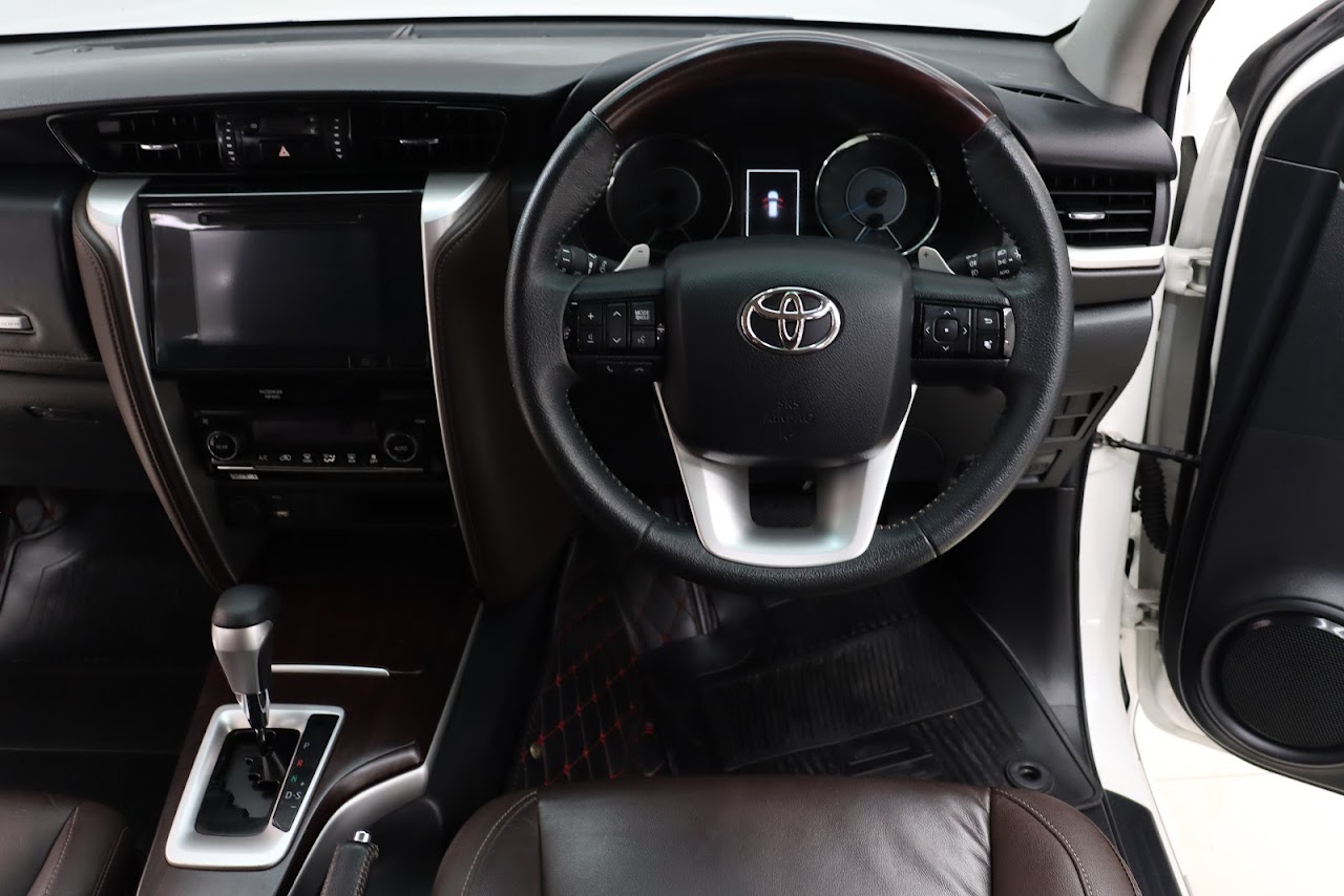 2019 Toyota Fortuner 2.4V 2WD รูปที่ 5