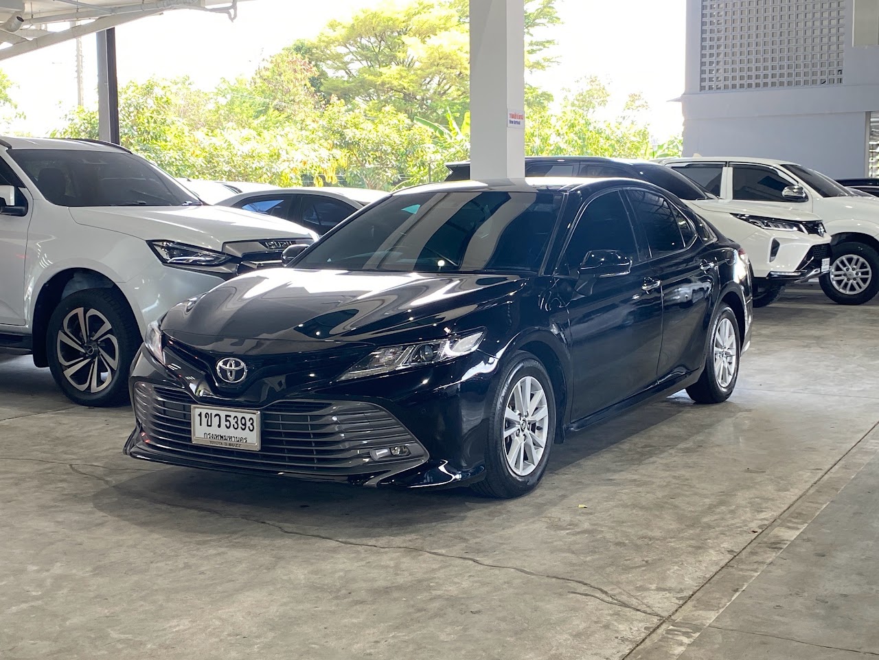 2021 Toyota Camry 2.0G รูปที่ 2