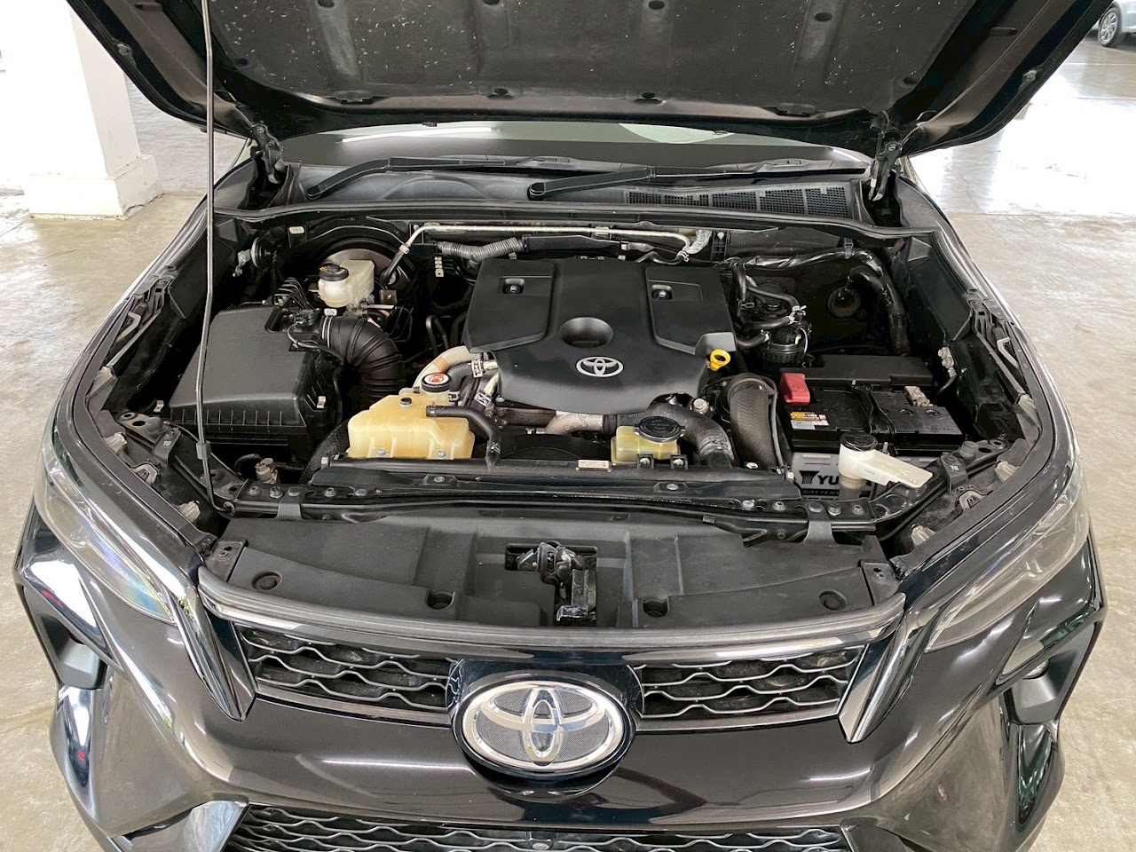 2023 Toyota Fortuner 2.4Leader V 2WD รูปที่ 11