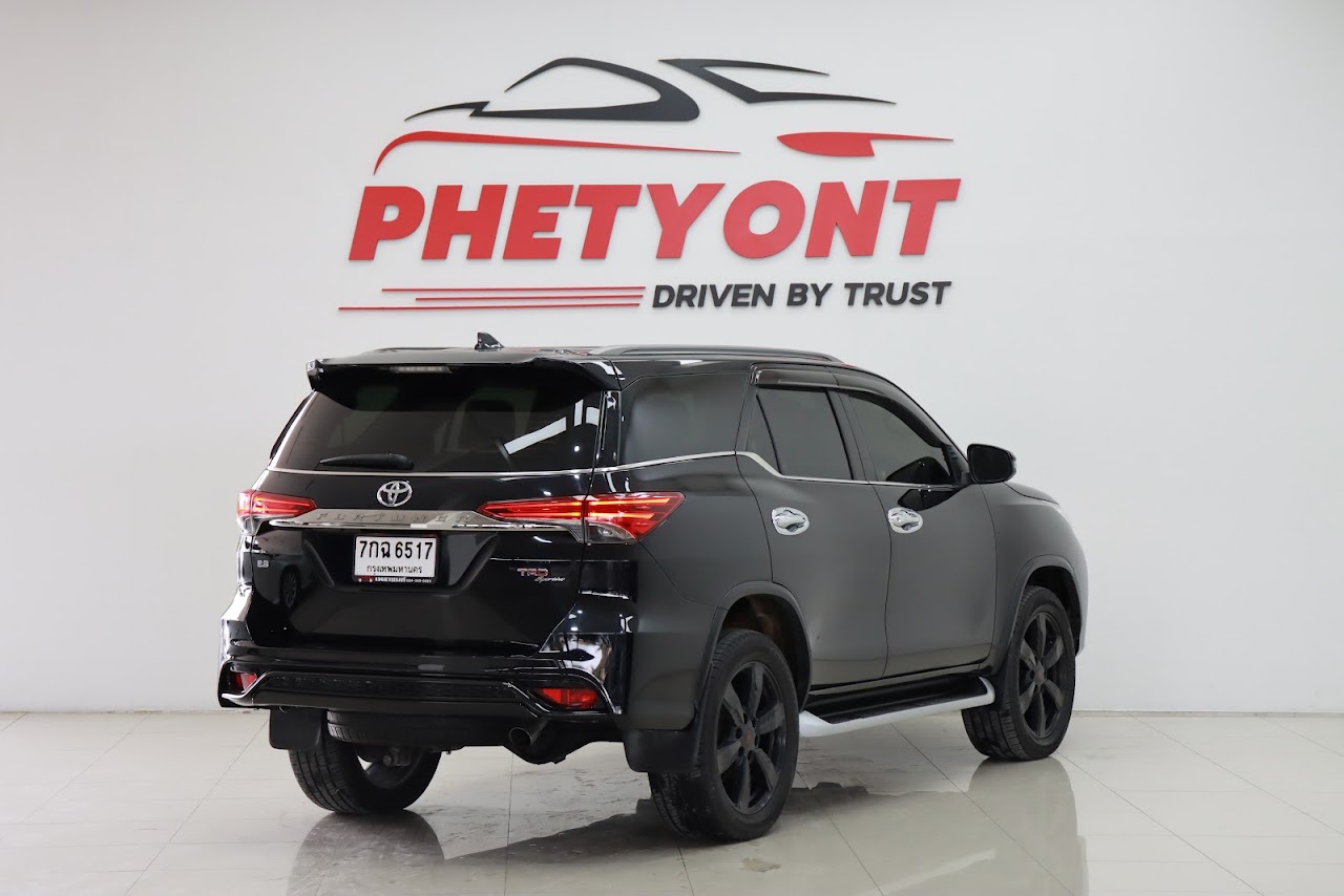 2018 Toyota Fortuner 2.8TRD-SPORTIVO 2WD รูปที่ 7