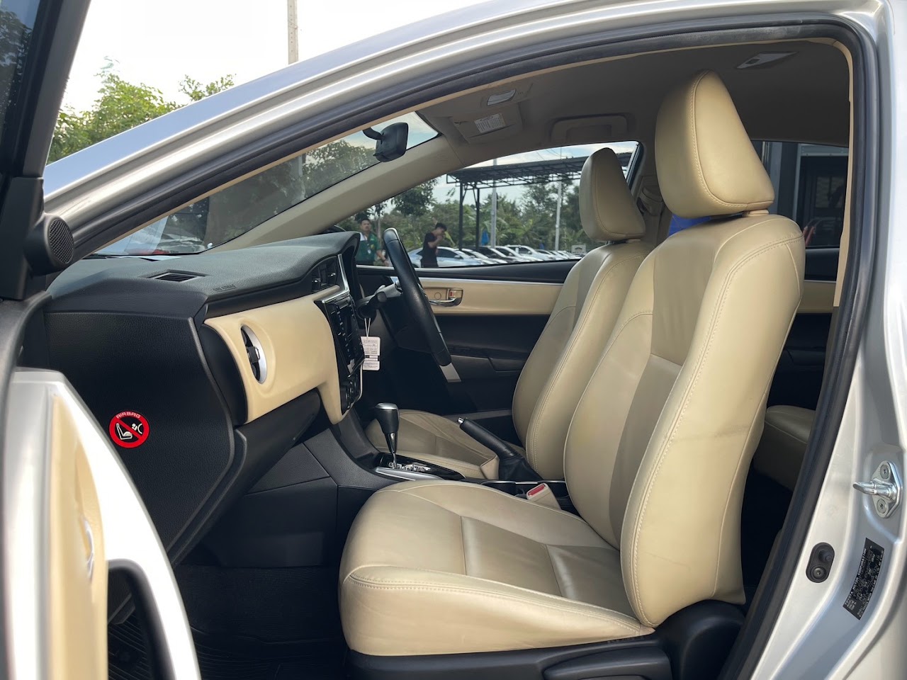 2018 Toyota Altis 1.6G รูปที่ 16