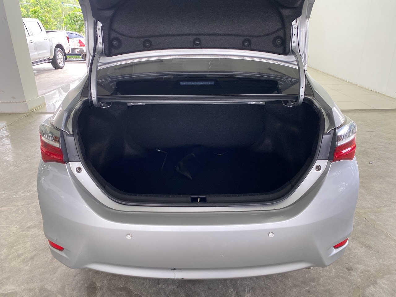 2018 Toyota Altis 1.6G รูปที่ 9