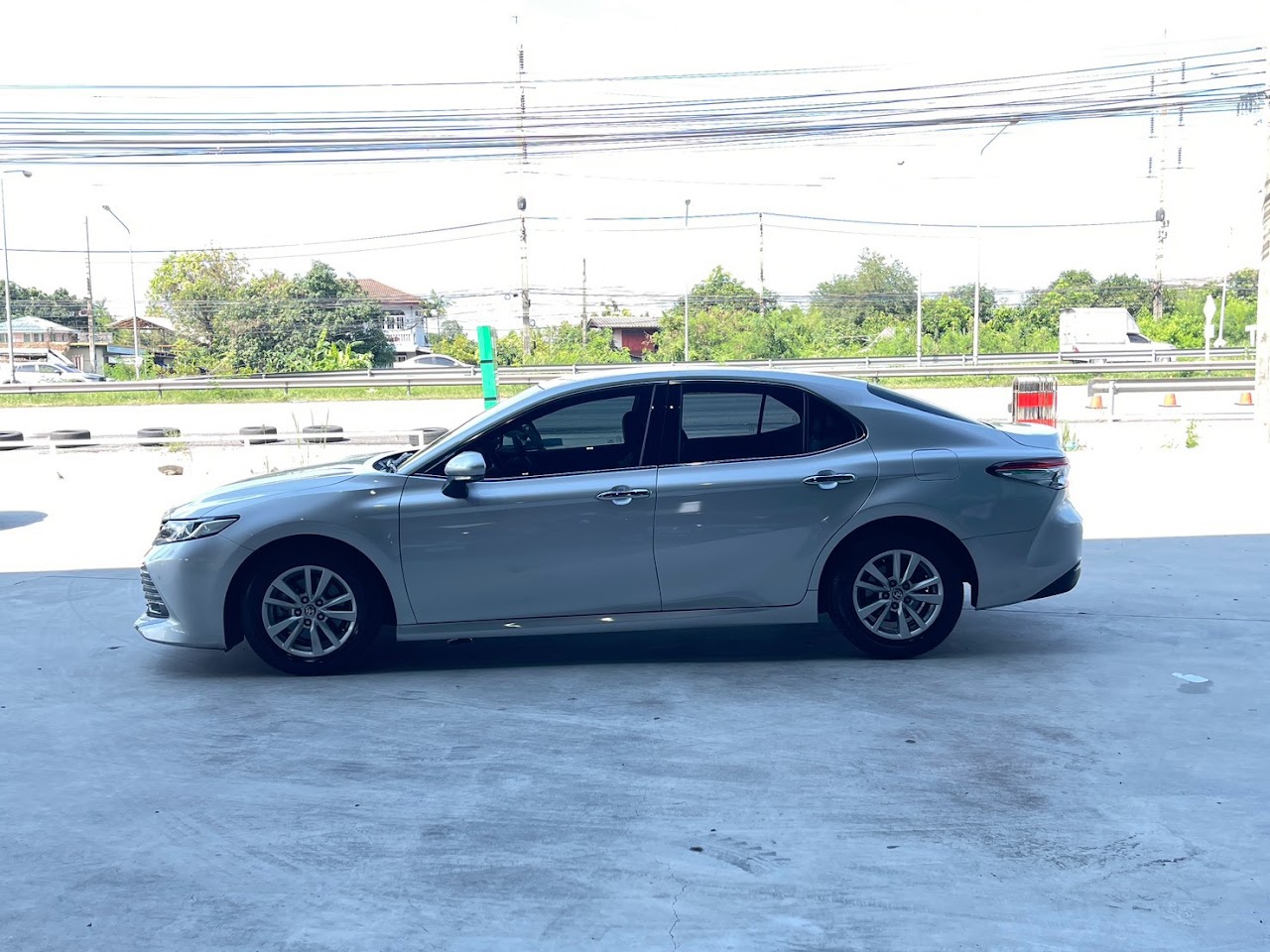 2021 Toyota Camry 2.0G รูปที่ 4