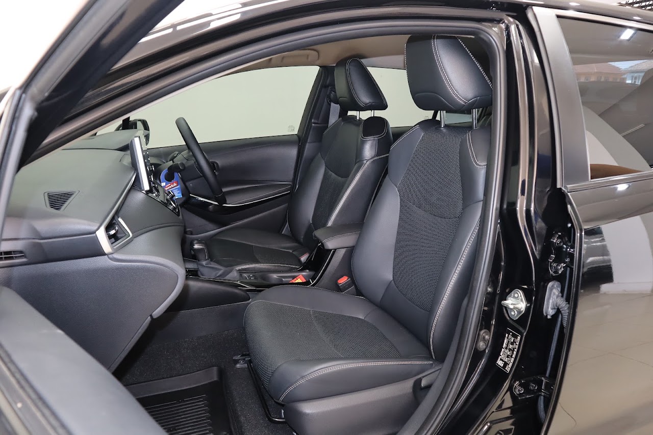 2022 Toyota Altis 1.8Hybrid Premium มือสอง สีดำ รูปที่ 4