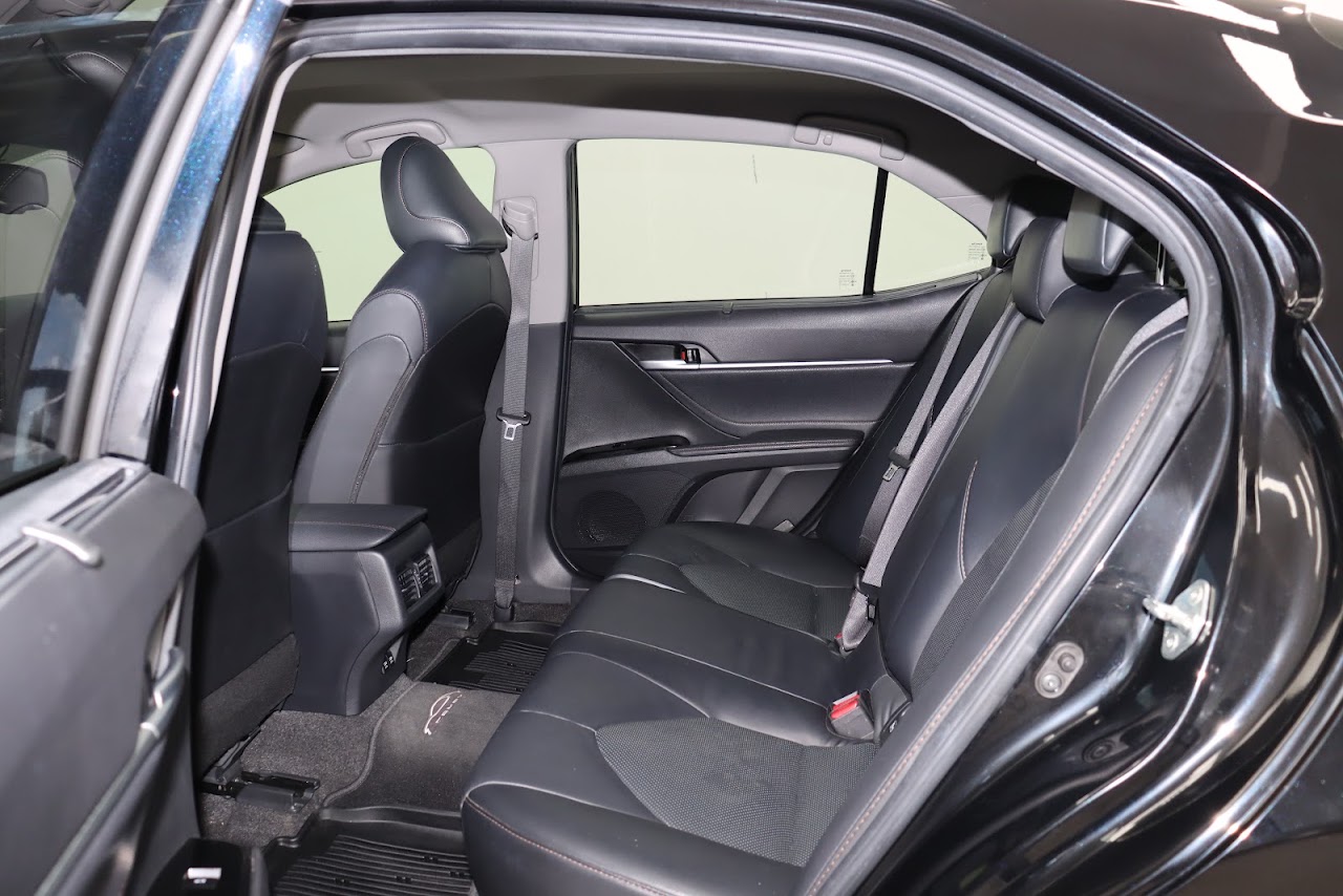 2020 Toyota Camry 2.0G รูปที่ 4