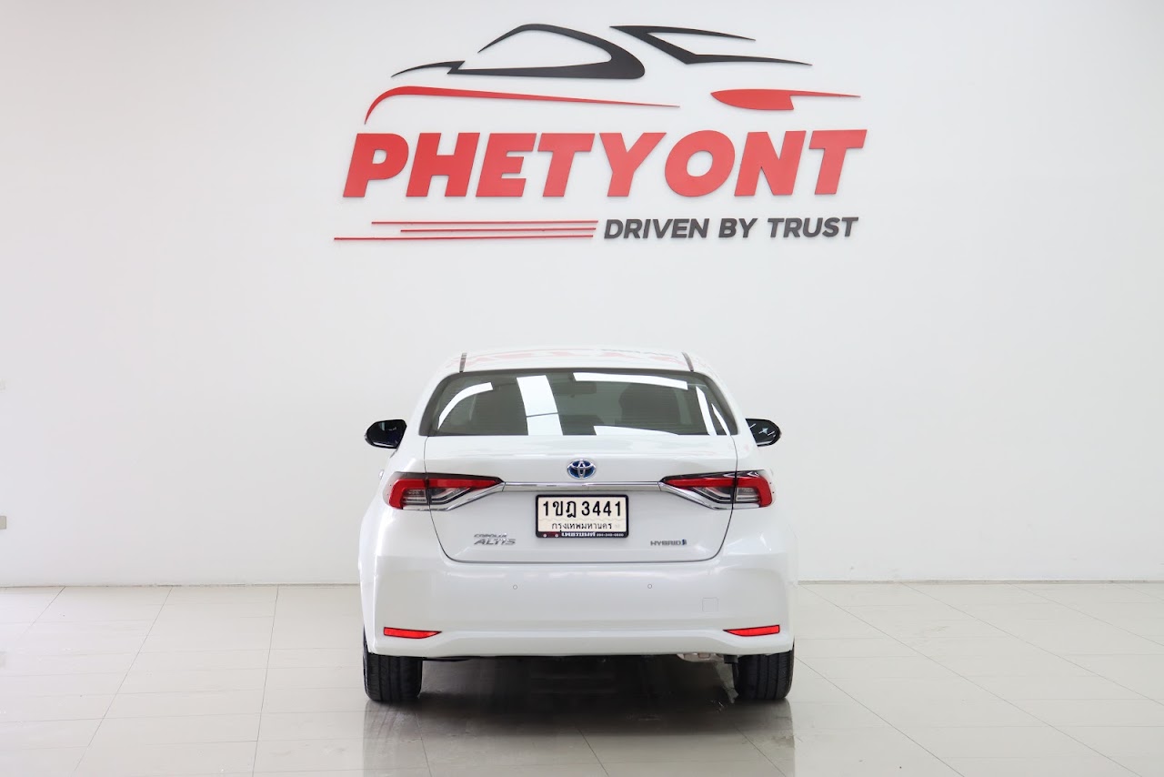 2020 Toyota Altis 1.8 Hybrid Entry มือสอง สีขาว รูปที่ 2