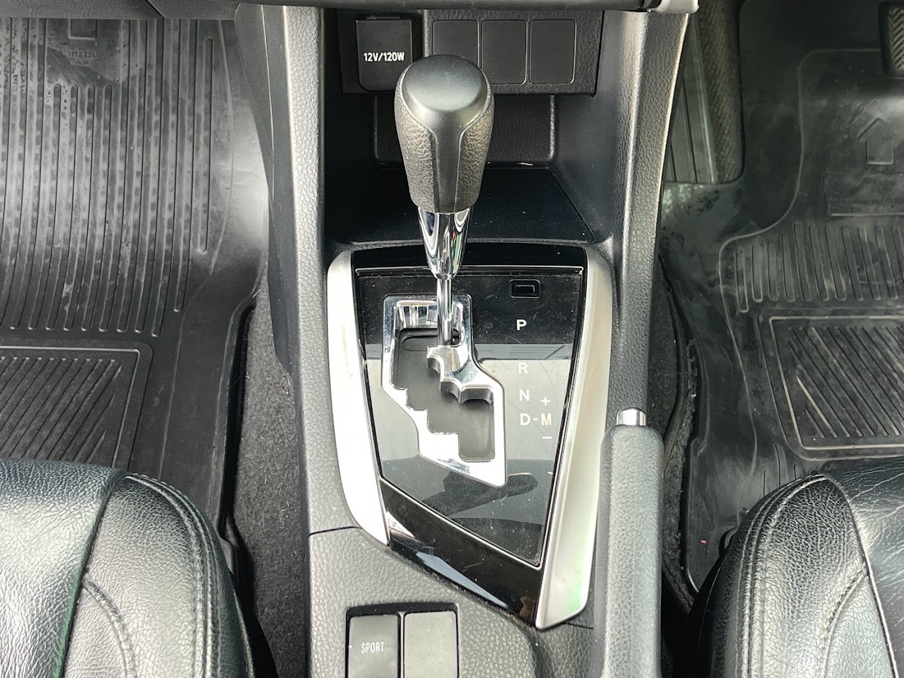 2018 Toyota Altis 1.8E รูปที่ 18