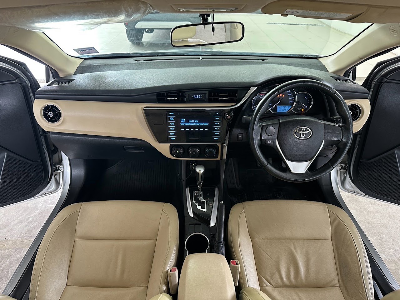 2018 Toyota Altis 1.6G รูปที่ 17
