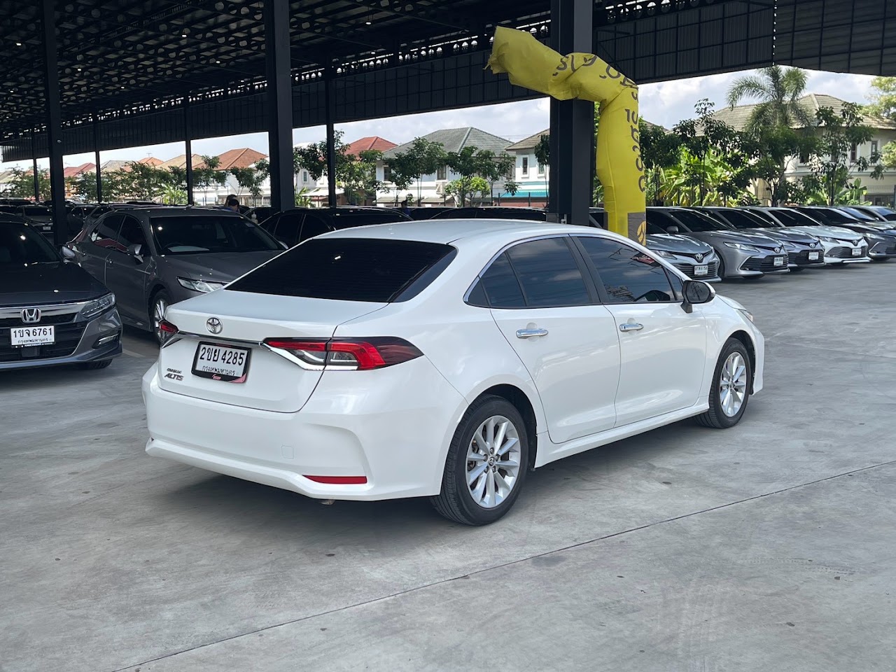 2021 Toyota Altis 1.6G รูปที่ 6