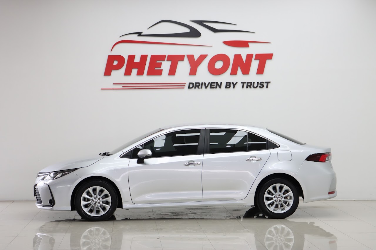 2021 Toyota Altis 1.6G มือสอง สีบรอนซ์เงิน รูปที่ 13