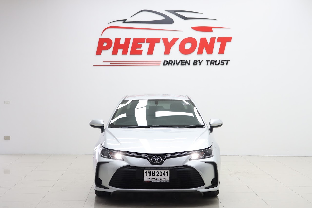 2021 Toyota Altis 1.6G มือสอง สีบรอนซ์เงิน รูปที่ 9