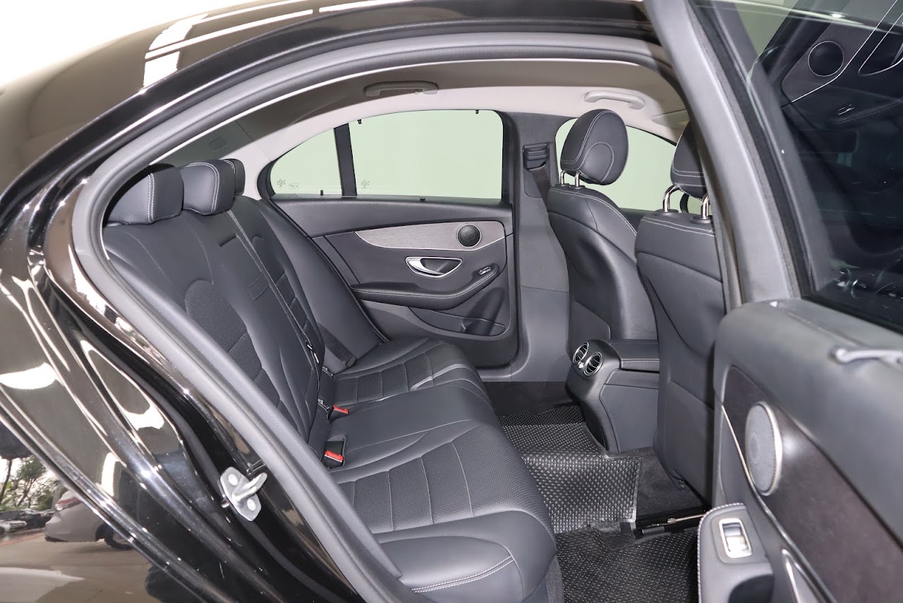 2019 Mercedes-Benz C220d Avantgarde C220d Avantgarde รูปที่ 12