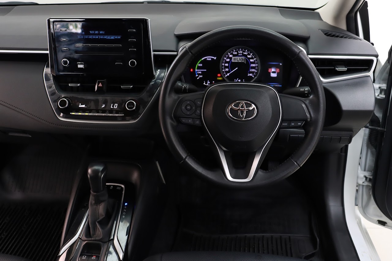 2021 Toyota Altis 1.8Hybrid Smart มือสอง สีขาว รูปที่ 6