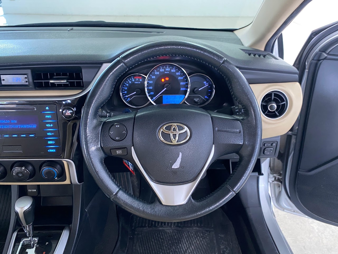 2018 Toyota Altis 1.6G รูปที่ 20