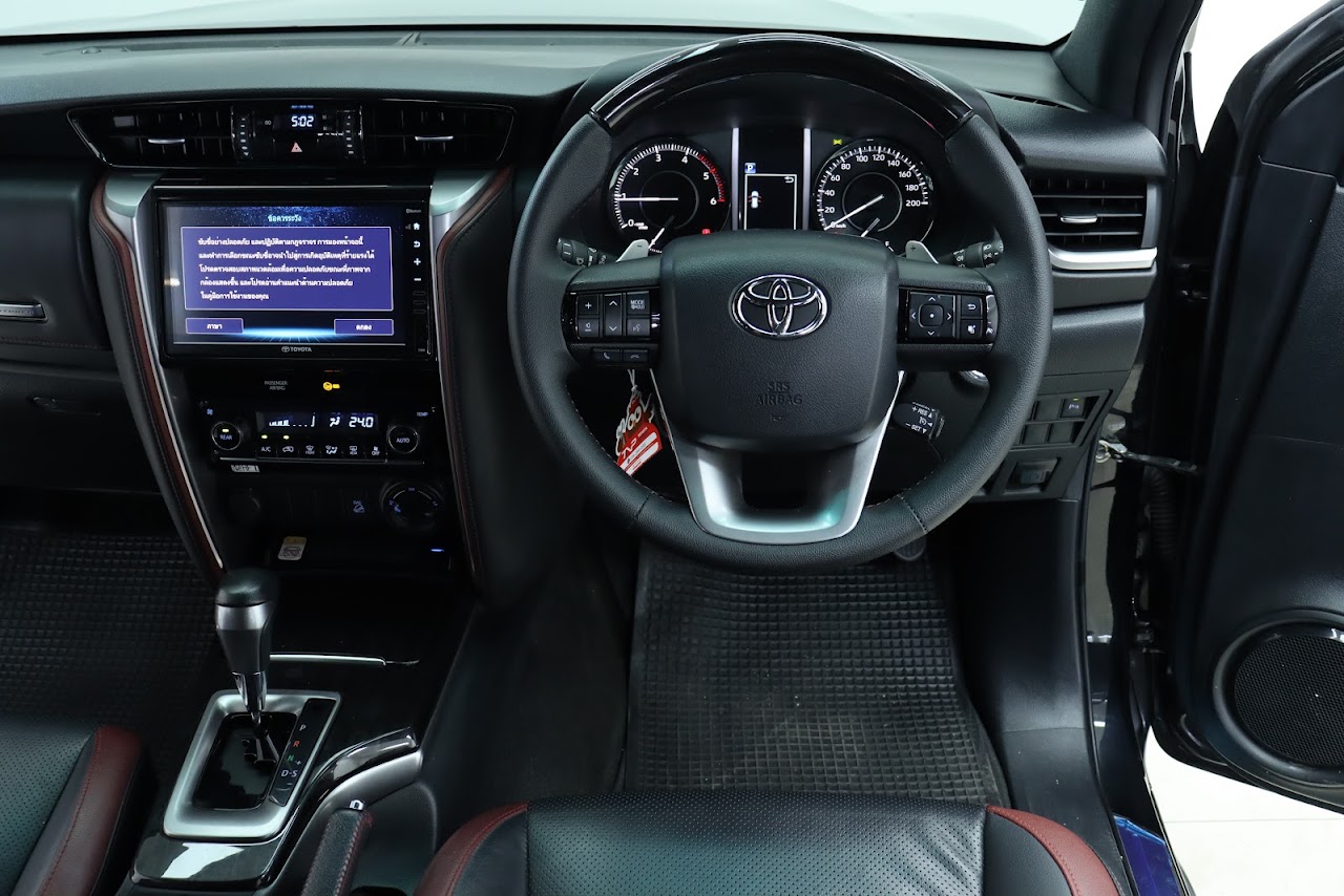 2021 Toyota Fortuner 2.4 Legender 4WD รูปที่ 5