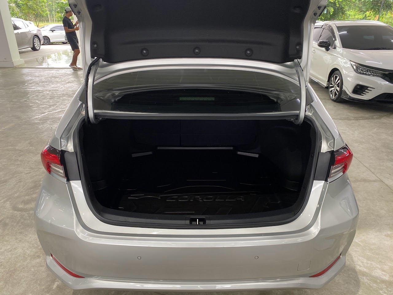 2020 Toyota Altis (New) 1.8Hybrid MID รูปที่ 9