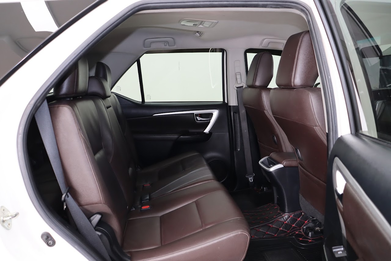 2019 Toyota Fortuner 2.4V 2WD รูปที่ 11