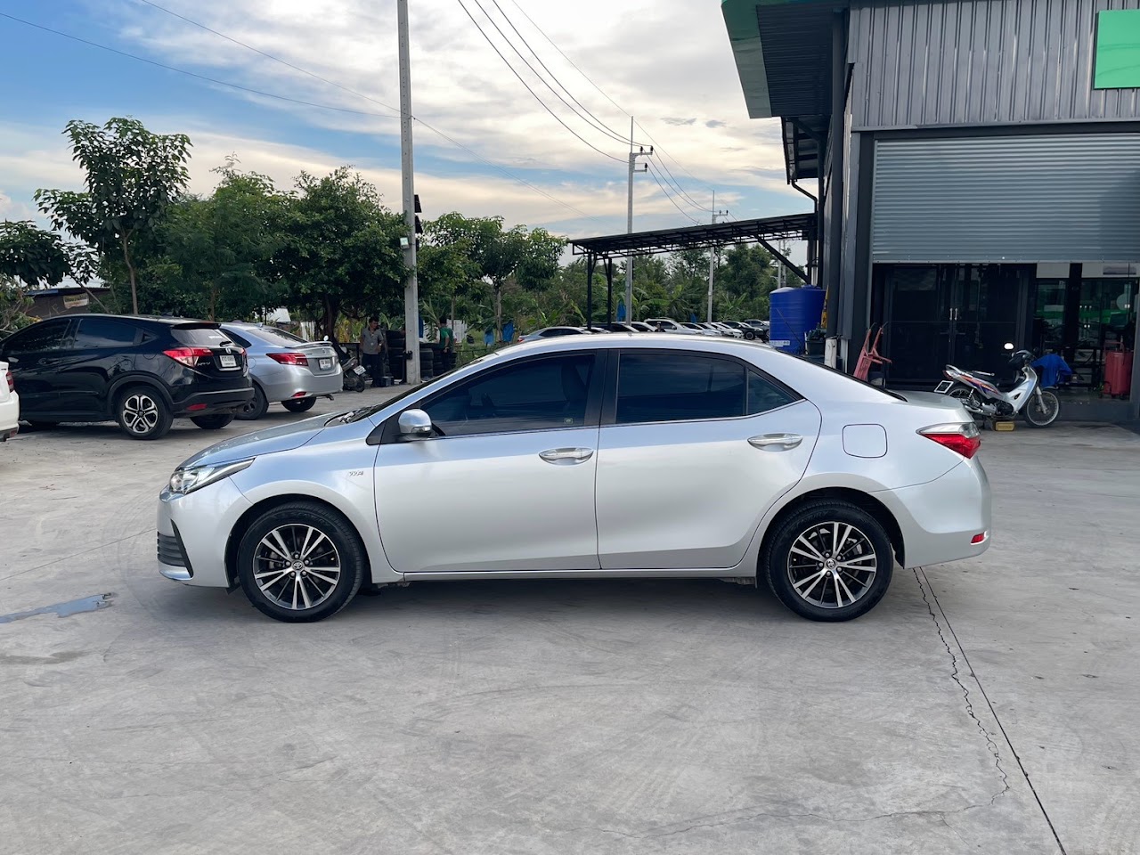 2018 Toyota Altis 1.6G รูปที่ 5