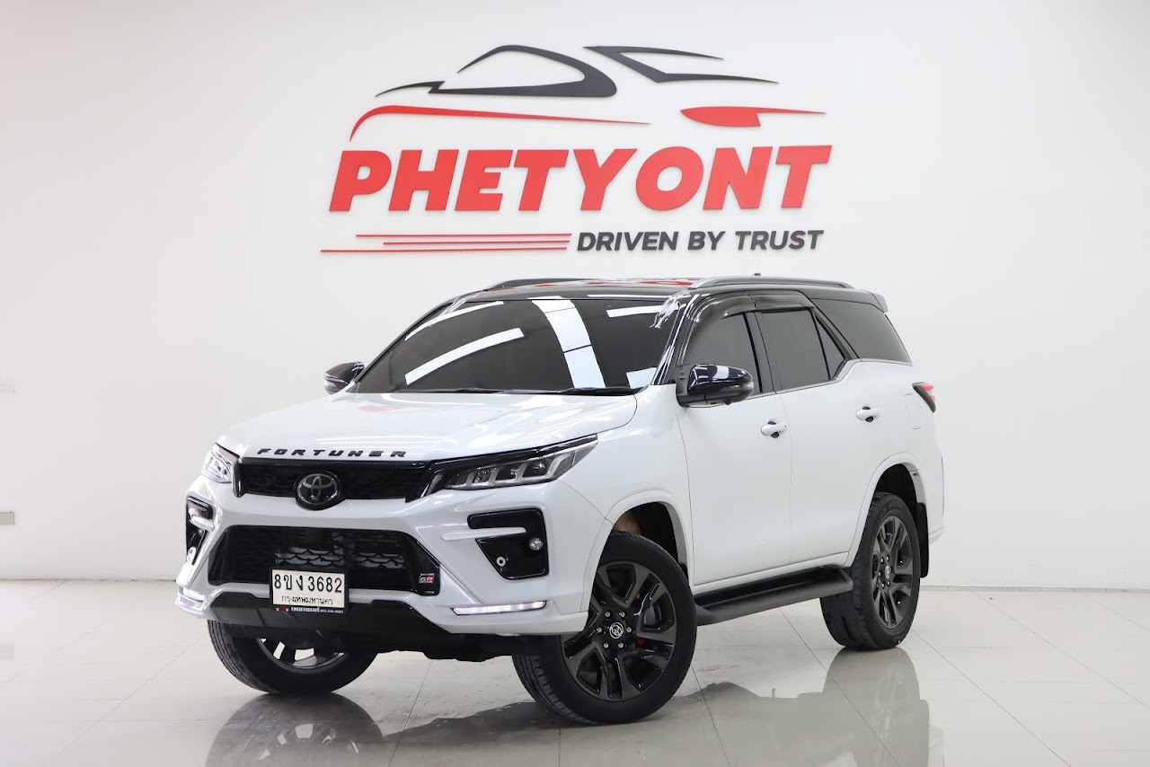 2023 Toyota Fortuner 2.8GR Sport 4WD Black-Top รูปที่ 12