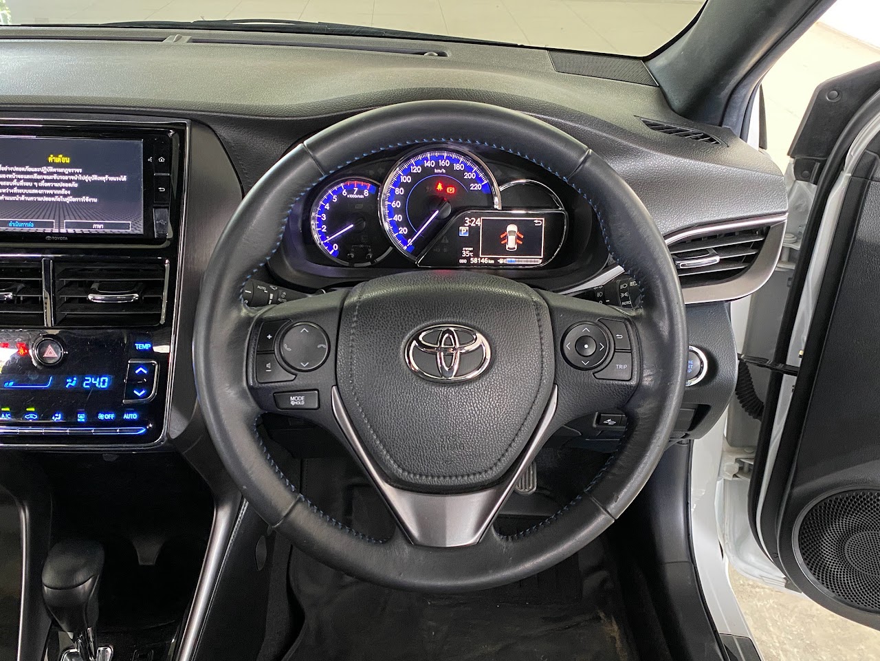 2022 Toyota Yaris 1.2Sport Premium Black roof รูปที่ 20