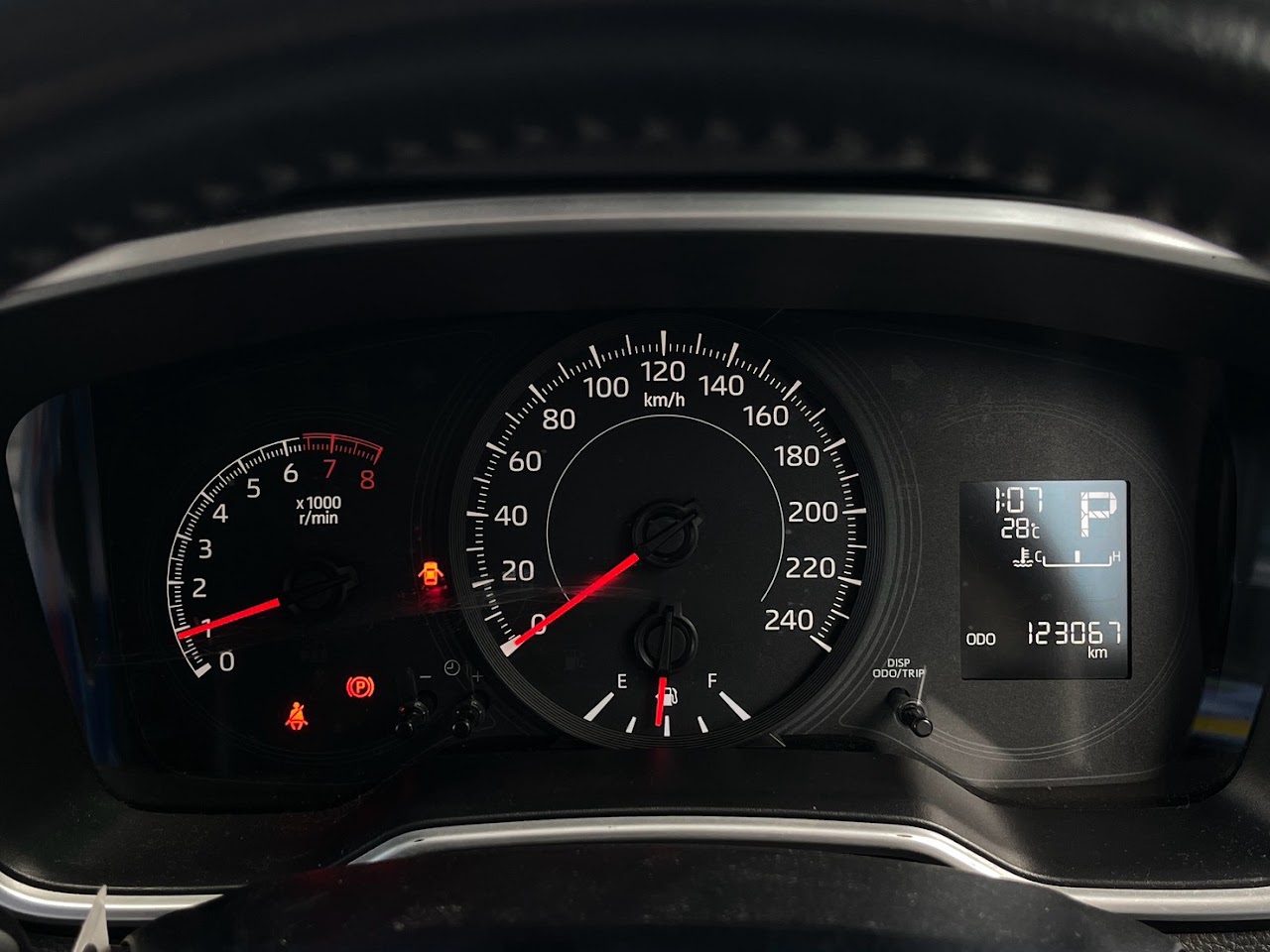2021 Toyota Altis 1.6G มือสอง สีขาว รูปที่ 21