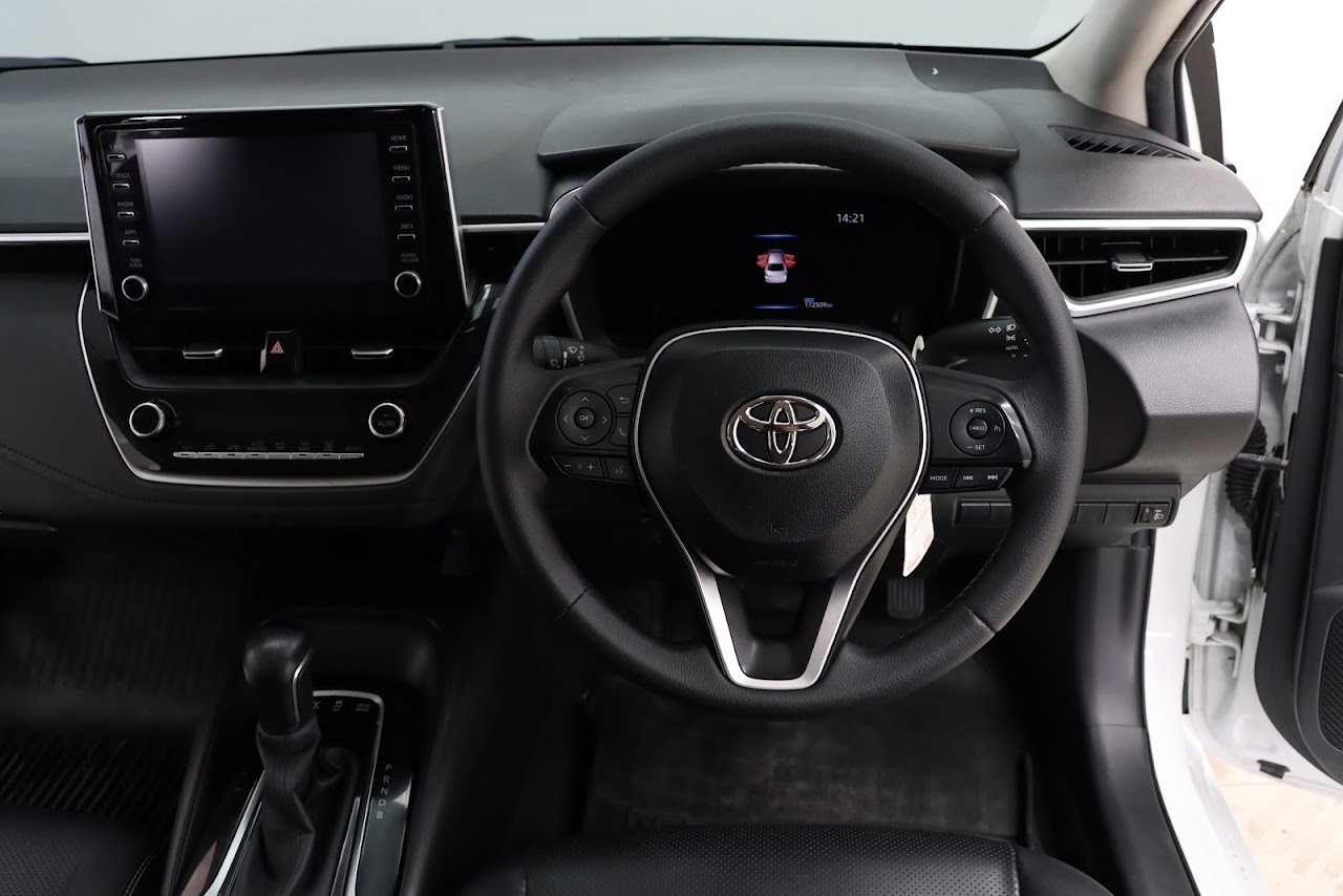 2022 Toyota Altis 1.8Hybrid Premium มือสอง สีขาว รูปที่ 6