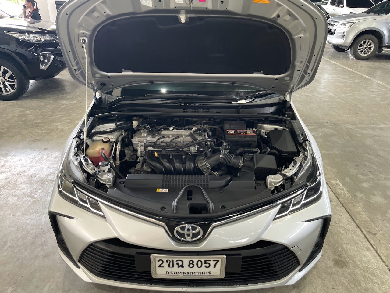 2020 Toyota Altis 1.6G มือสอง สีบรอนซ์เงิน รูปที่ 12