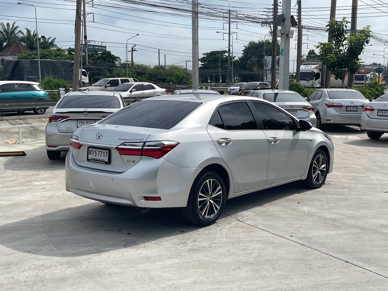 2018 Toyota Altis 1.8E รูปที่ 7